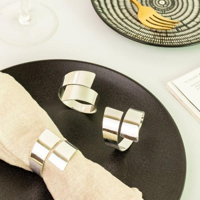 Table-Mats & Napkins |  Curve Clasp Napkin Ring – Set Of Four Kitchen Linens Silver