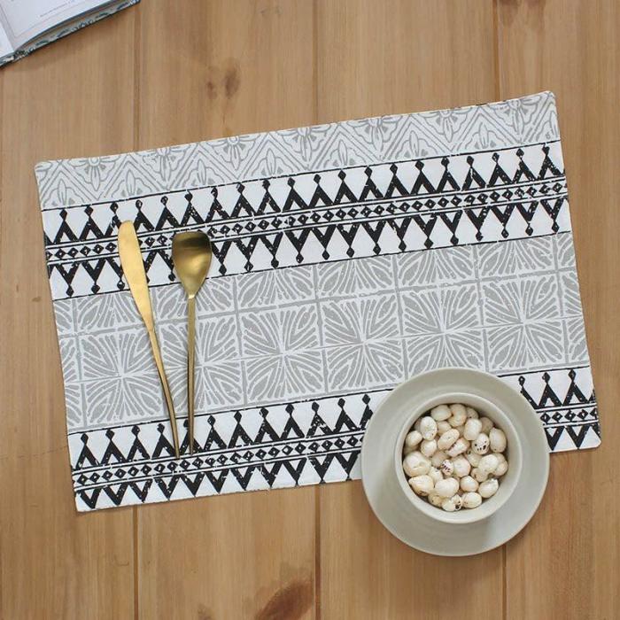 Table-Mats & Napkins |  Alankaar Placemat – Set Of Four Kitchen Linens Black